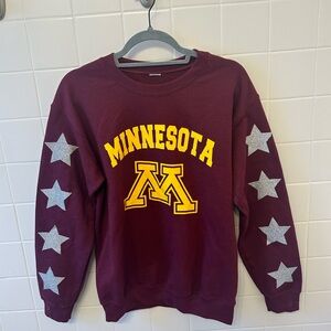 University of Minnesota Maroon Star Sleeve Crewneck size S good for UMN gameday